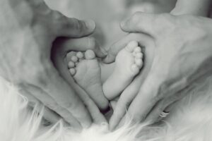 infant, feet, father-2717347.jpg